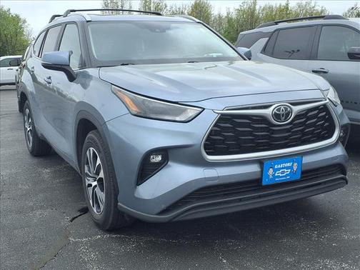 Blue 2023 Toyota Highlander XLE