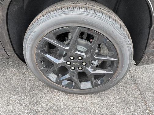 Mosaic Black Metallic 2026 Chevrolet Traverse RS