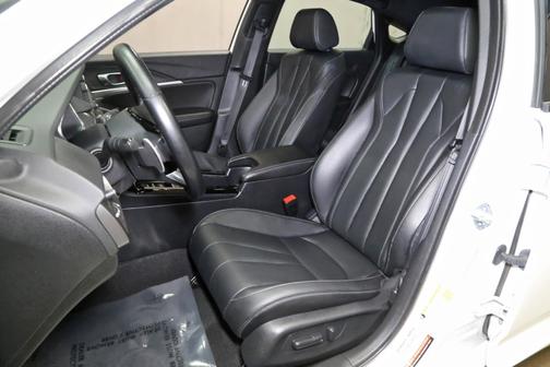 Platinum White Pearl 2023 Acura Integra