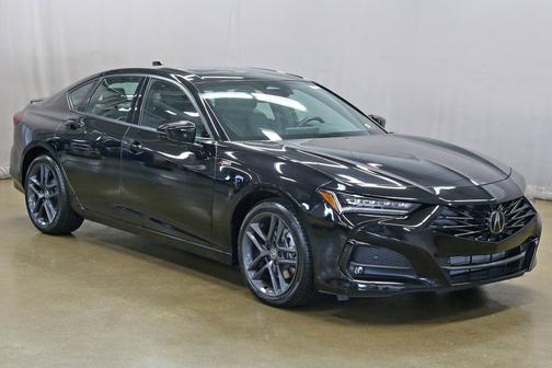 2025 Acura TLX 