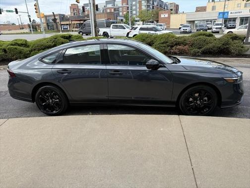 2025 Honda Accord Sport SE 1.5T