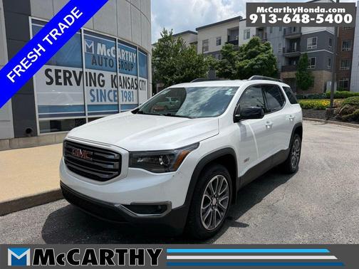 White Frost 2017 GMC Acadia SLT-1