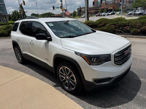 White Frost 2017 GMC Acadia SLT-1