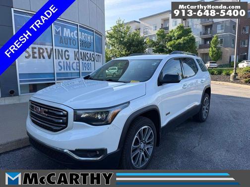 White Frost 2017 GMC Acadia SLT-1