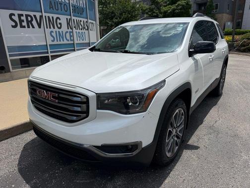 White Frost 2017 GMC Acadia SLT-1