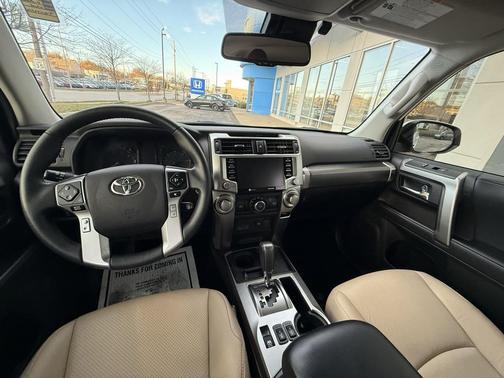 2022 Toyota 4Runner SR5