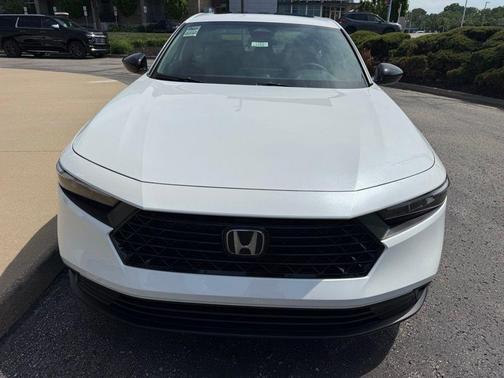 Platinum White Pearl 2026 Honda Accord Hybrid Sport