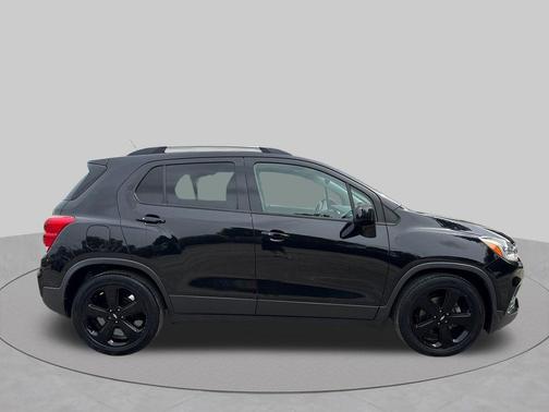 Mosaic Black 2018 Chevrolet Trax Premier