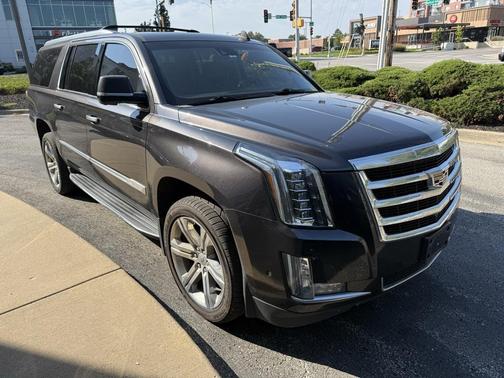 2017 Cadillac Escalade ESV Premium Luxury