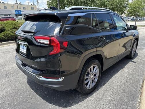 2024 GMC Terrain SLT