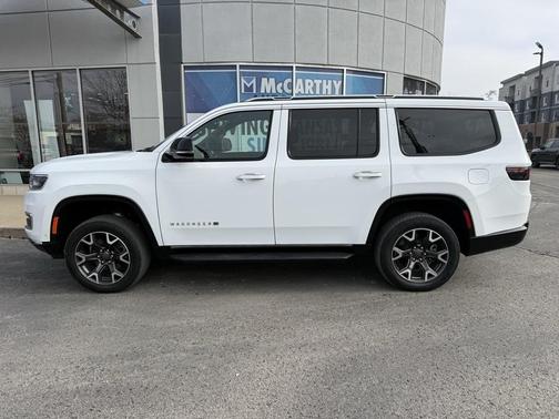 2023 Jeep Wagoneer Series III 4x4