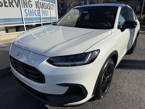 2026 Honda HR-V 2WD Sport