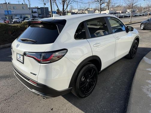 2026 Honda HR-V 2WD Sport