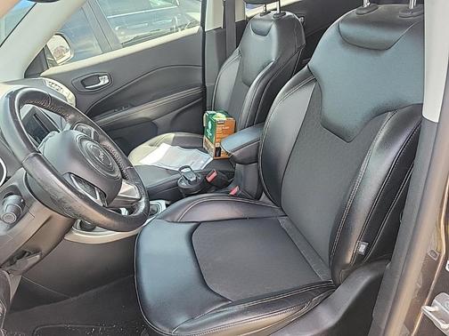 2017 Jeep New Compass Latitude