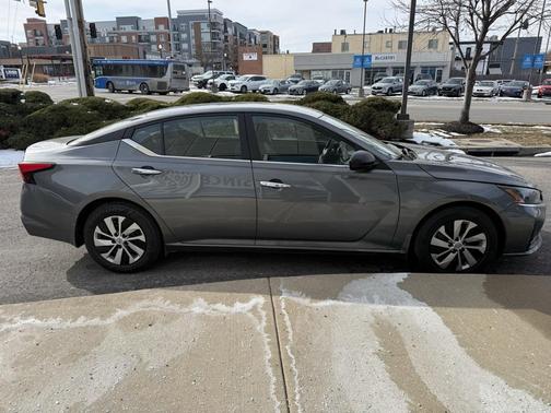 2024 Nissan Altima S FWD