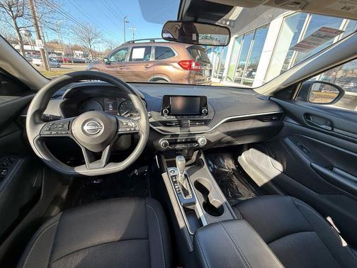 2024 Nissan Altima S FWD