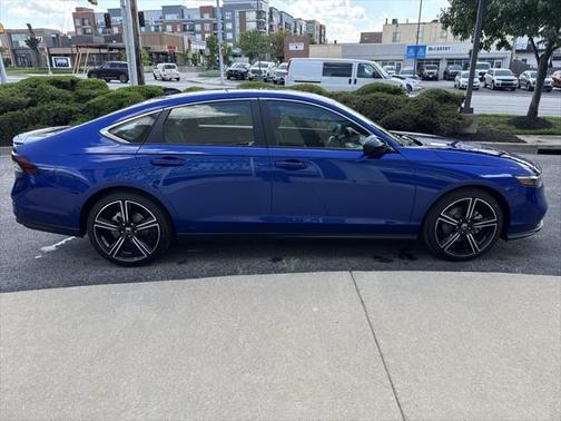 2025 Honda Accord Hybrid Base
