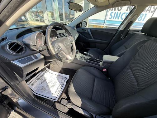 2013 Mazda Mazda3 i Touring