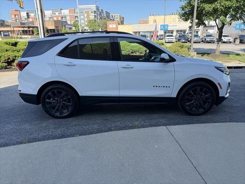 2022 Chevrolet Equinox FWD RS