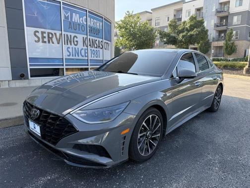 2021 Hyundai SONATA Limited
