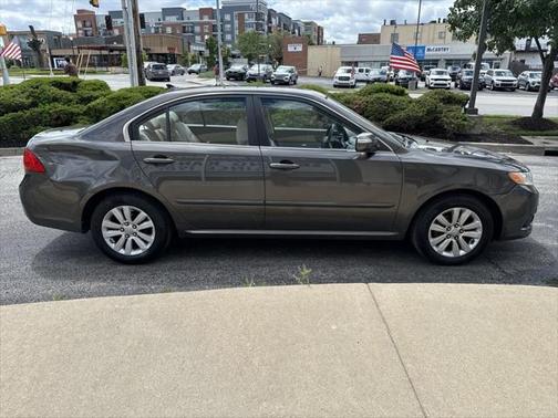 2010 Kia Optima LX