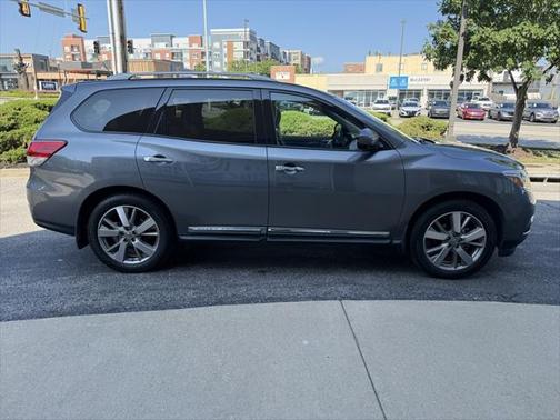 2016 Nissan Pathfinder Platinum