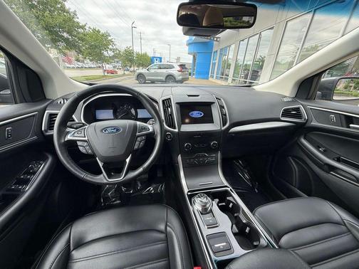 Magnetic Metallic 2019 Ford Edge SEL