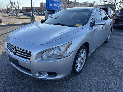 2012 Nissan Maxima S