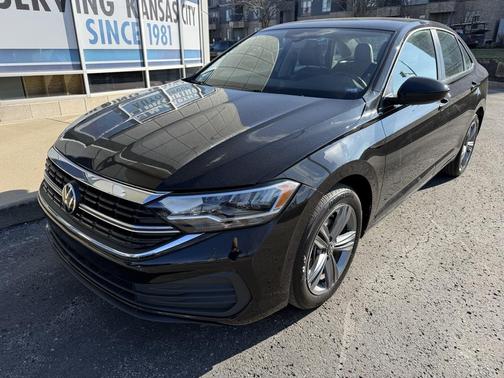 2024 Volkswagen Jetta 1.5T SE