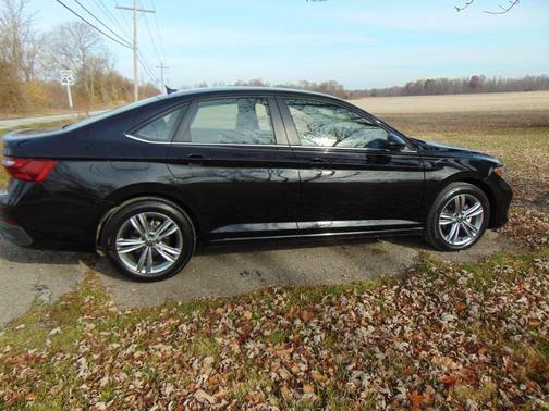 2024 Volkswagen Jetta 1.5T SE