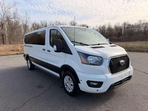 2024 Ford Transit-350 XLT