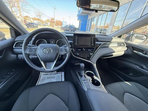 2024 Toyota Camry LE