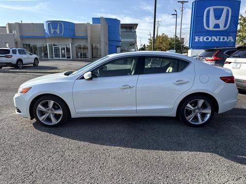 2013 Acura ILX 2.0L Technology