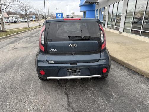 2017 Kia Soul +