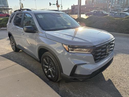 2025 Honda Pilot Sport