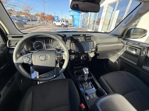 2024 Toyota 4Runner TRD Off Road