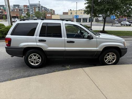 2004 Jeep Grand Cherokee Laredo