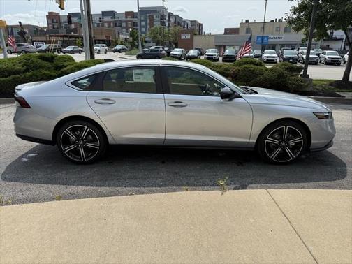 2025 Honda Accord Hybrid Base