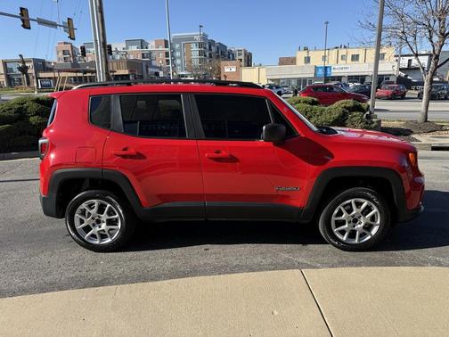 2023 Jeep Renegade Latitude