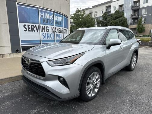 2022 Toyota Highlander Limited
