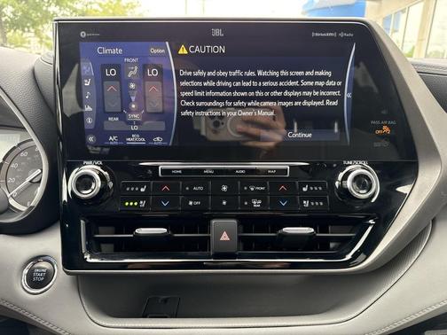 2022 Toyota Highlander Limited
