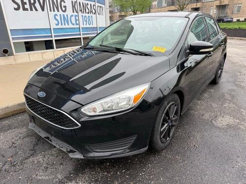 Shadow Black 2017 Ford Focus SE