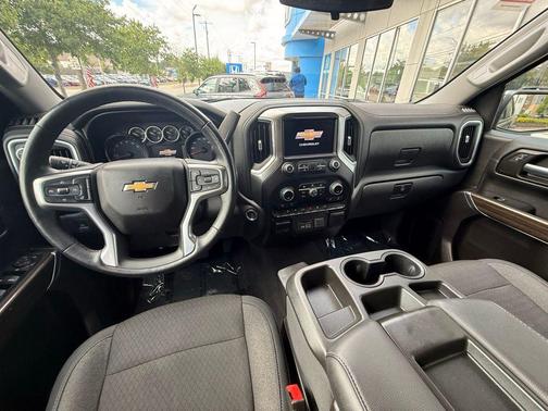 Shadow Gray Metallic 2020 Chevrolet Silverado 1500 LT