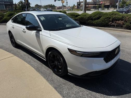 2025 Honda Accord Sport SE 1.5T