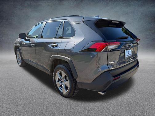 Magnetic Gray Metallic 2025 Toyota RAV4 XLE