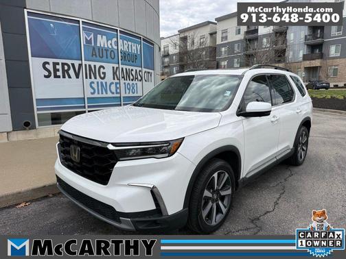 Platinum White Pearl 2023 Honda Pilot AWD Elite