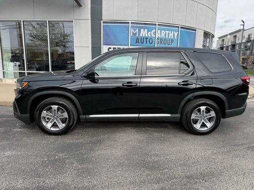 Crystal Black Pearl 2025 Honda Pilot EX-L