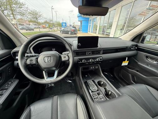 Crystal Black Pearl 2025 Honda Pilot EX-L