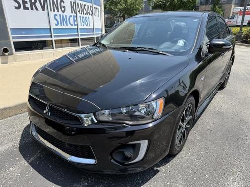 2017 Mitsubishi Lancer ES