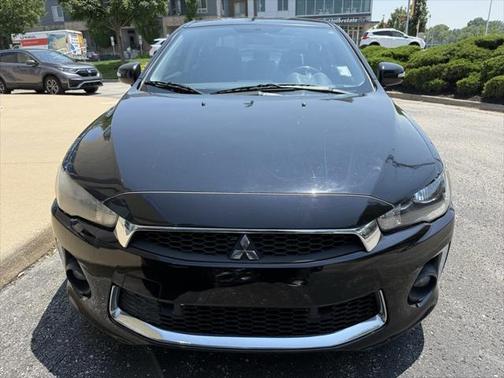 2017 Mitsubishi Lancer ES
